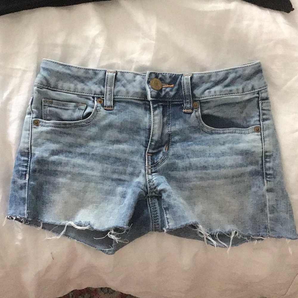 American Eagle super stretch denim shorts